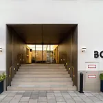 Bob W Schwabing 4*