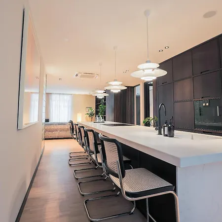 Aparthotel Bob W Schwabing 4*