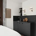 Bob W Schwabing 4*