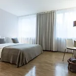 מלון דירות Bob W Schwabing 4*