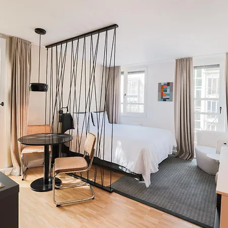 Bob W Schwabing Munich