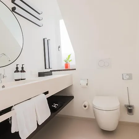 Bob W Schwabing 4* Munich