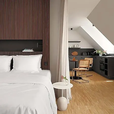 Bob W Schwabing 4* München