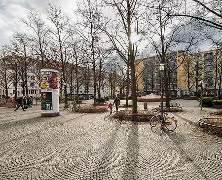 Bob W Schwabing Munich