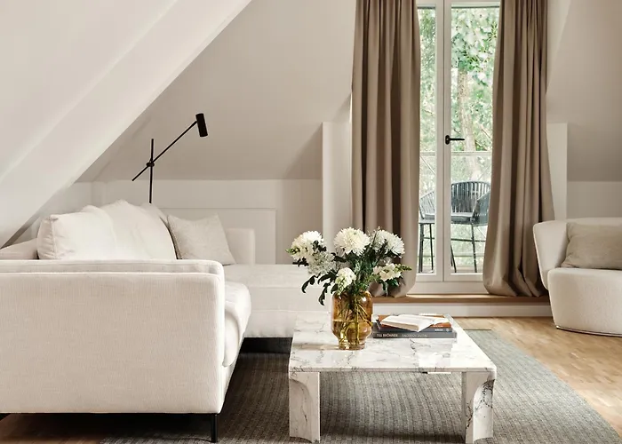 Bob W Schwabing 4*