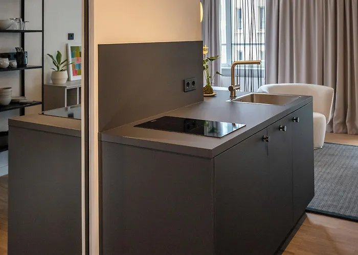 Bob W Schwabing 4*