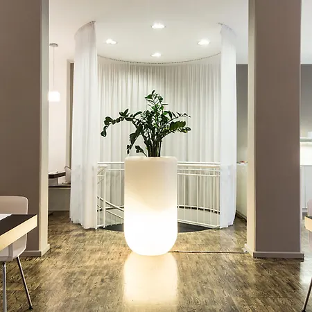 Apartmanhotel Bob W Schwabing 4*