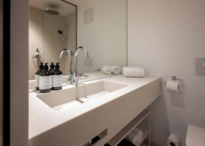 Bob W Schwabing 4*